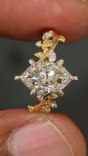 Anello fascia floreale
