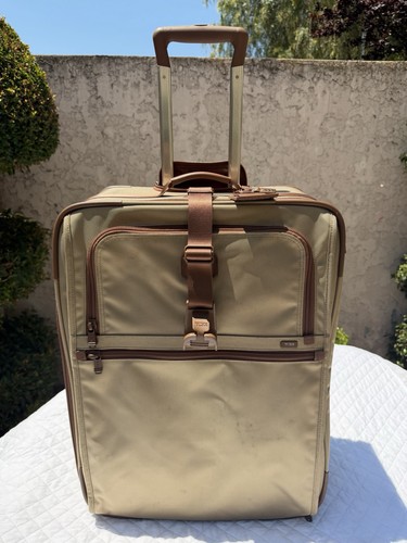 Tumi alpha bravo - alpha, 25”