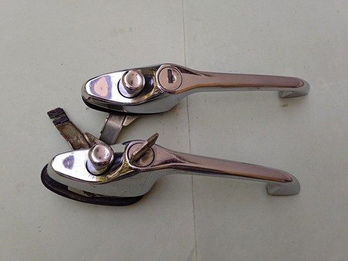 Coppia maniglie portiere con