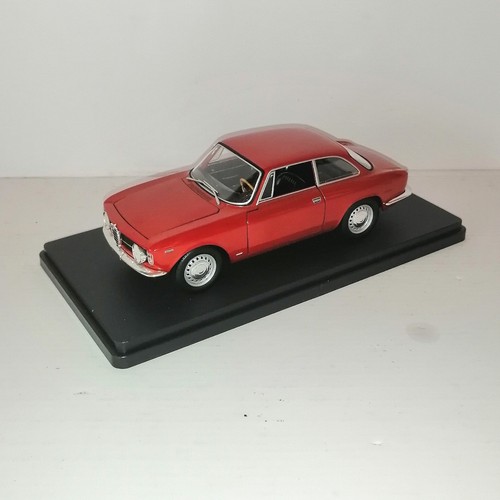Alfa romeo giulia 1300 - romeo,