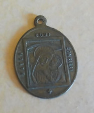 medaglia Madonna del Buon Consiglio, retro SS. Crocefisso