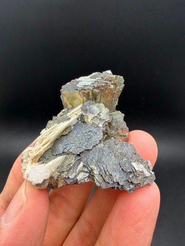 112 arsenopirite fluorite - 112,