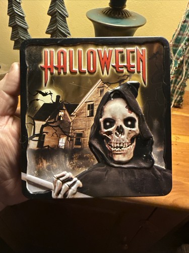 Halloween collector tin - collector's, box