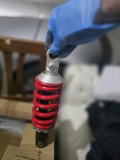 AMMORTIZZATORE POSTERIORE MONO ORIGINALE APRILIA RS 660 - TUONO 660 - 2B012090R