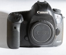 Canon EOS 5D Mark III (Solo Corpo)