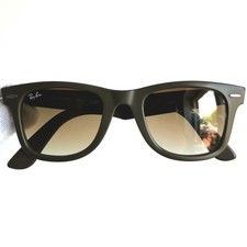 RAY BAN WAYFARER Sunglasses