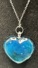 Collana con ciondolo blu - , fatta