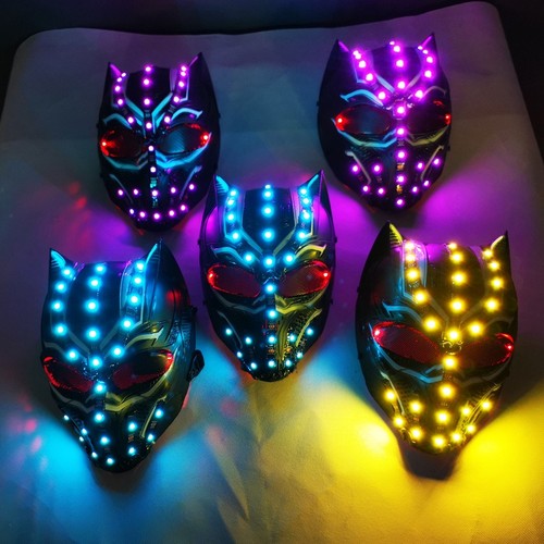 Maschera stile predatore