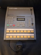 Alesis HR-16 drum machine -