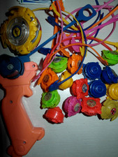 Trottole varie riproduzioni usati svendita misti cordine accessori Beyb Beiblade