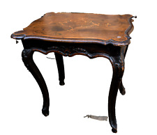 Tavolino barocco piemontese in noce intarsiato originale, Epoca '1700 da centro