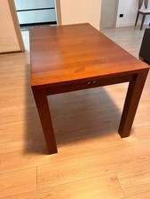 Tavolo in legno massello