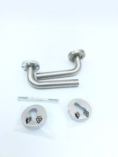 Elegante set di maniglie per