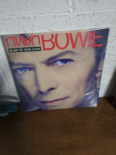 David bowie black tie - bowie,