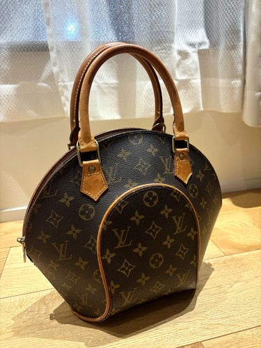Louis vuitton monogram ellipse - louis,