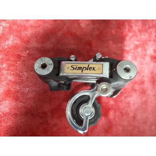 Derailleur arrière simplex