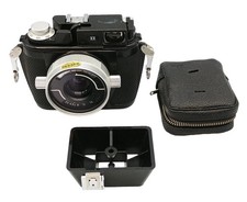 Nikonos II usata con