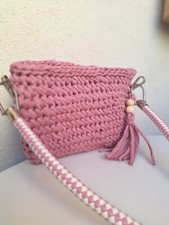 pochette bambina uncinetto