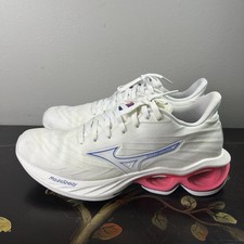 Womens sz US 8 - Mizuno Wave
