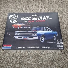 Monogram 1969 DODGE SUPER BEE