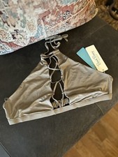 Beach Bunny Reese Angela