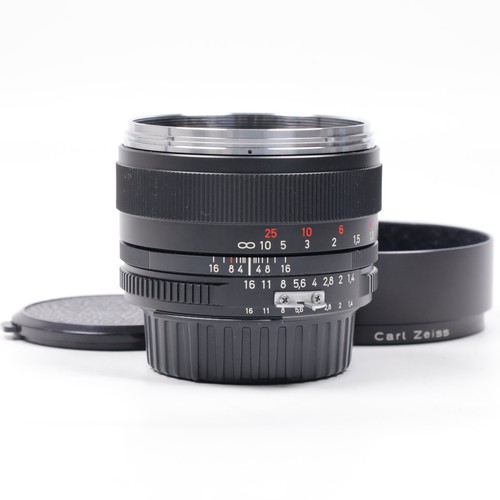 Obiettivo carl zeiss - carl, t*