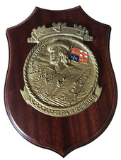 CREST IN LEGNO E METALLO NAVE