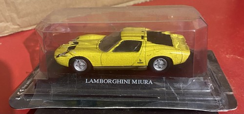 Die cast lamborghini - cast,
