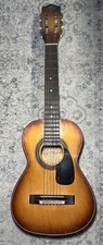 Chitarra acustica vintage