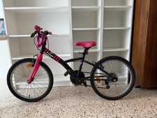bicicletta da bambina nera con dettagli rosa, usata pochissimo