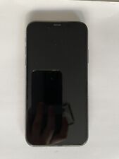 iPhone XR + Cover con batteria e accessori