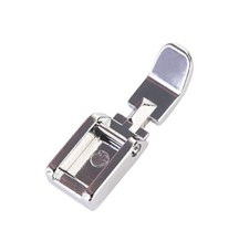 Piedino cerniera super stretto