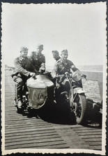 Quattro soldati Wehrmacht su