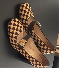 Louis Vuitton décolleté