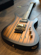 Chitarra elettrica Synyster