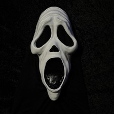 Ultimate Scary Movie (2000)