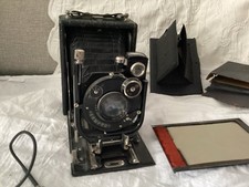 Antica macchina fotografica