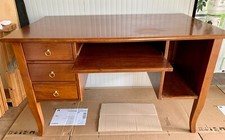 SCRIVANIA ARTIGIANALE, in legno di Noce, 3 cassetti e Ripiano Estraibile