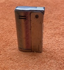 Briquet à essence vintage