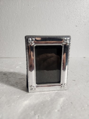 Silver with black velvet - silver, back