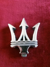 maserati 3200 GT emblema logo tridente badge metallo cromato