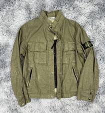 Rara giacca sopra camicia