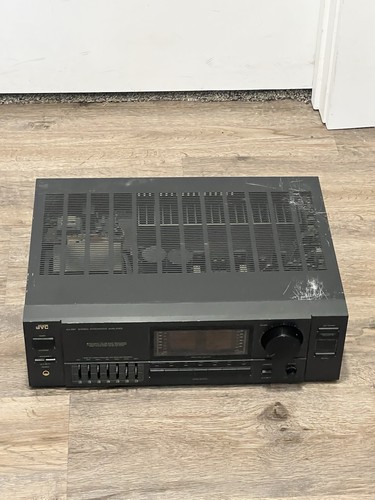 Amplificatore stereo integrato