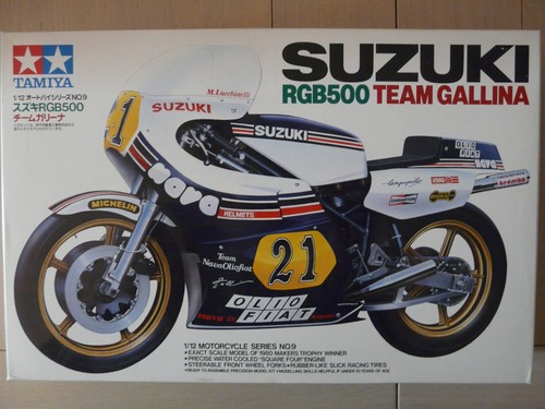 Maquette moto tamiya ref - 1/12,