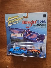 Johnny Lightning 2000 Chevy