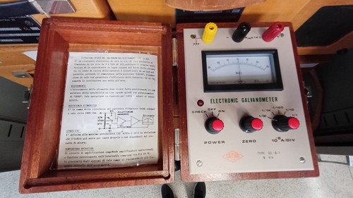 Galvanometro elettronico