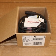One Raymarine Diplexer Esterno