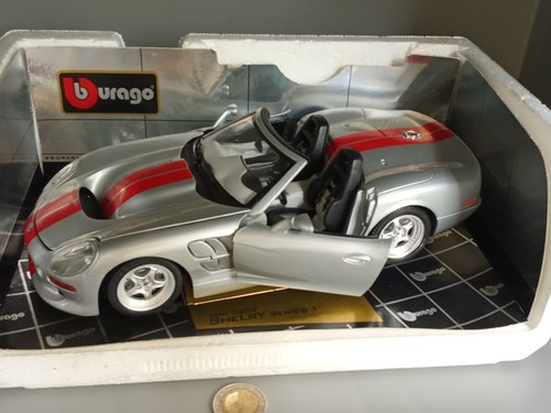 Argento bburago burago - 1:18,
