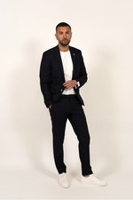 Abito monopetto tinta unita