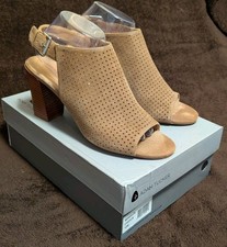 Scarpe da donna Adam Tucker Meridia-DS punta aperta tacco a blocco taupe scamosciate taglia 10 N38